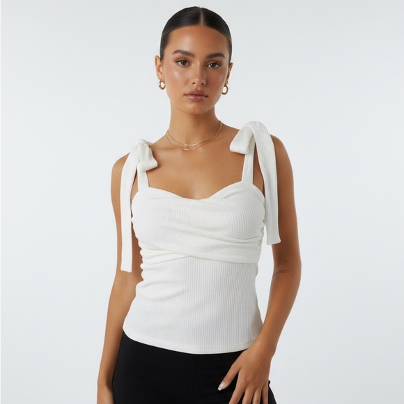 Tops - Verge girl top